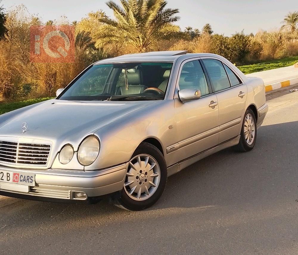 مرسيدس بنز E-Class